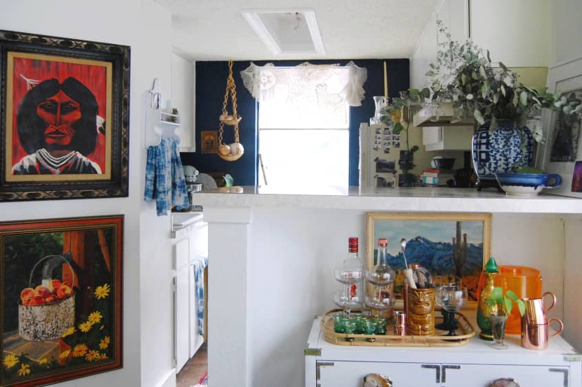 House Tour A Southwestern Shabby Chic Austin Apartment Apartment Therapy